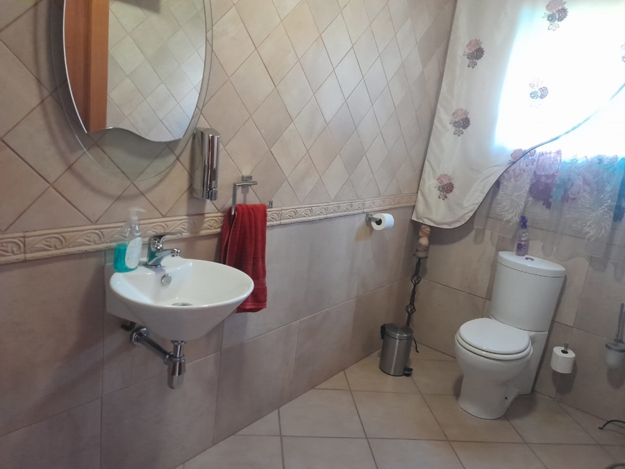 3 Bedroom Property for Sale in Protea Park North West
